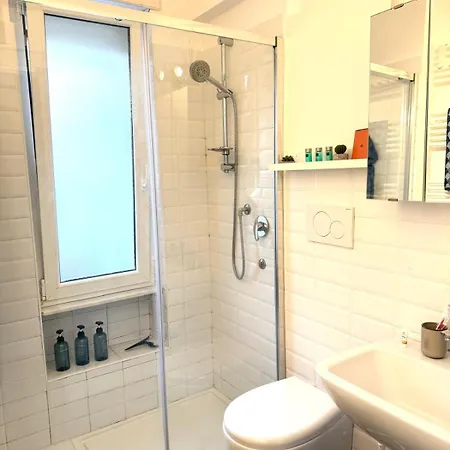 Apartamento Happy House With Private Garden